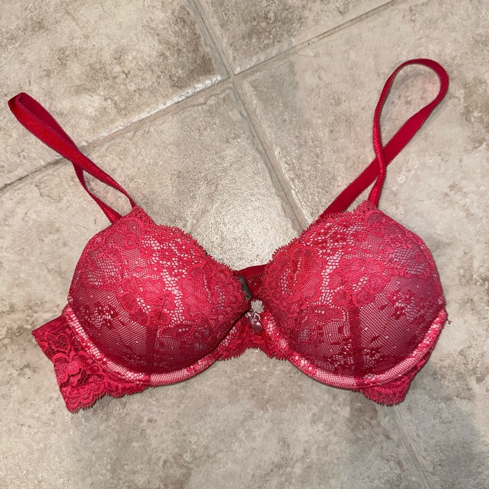 Victoria’s Secret bra